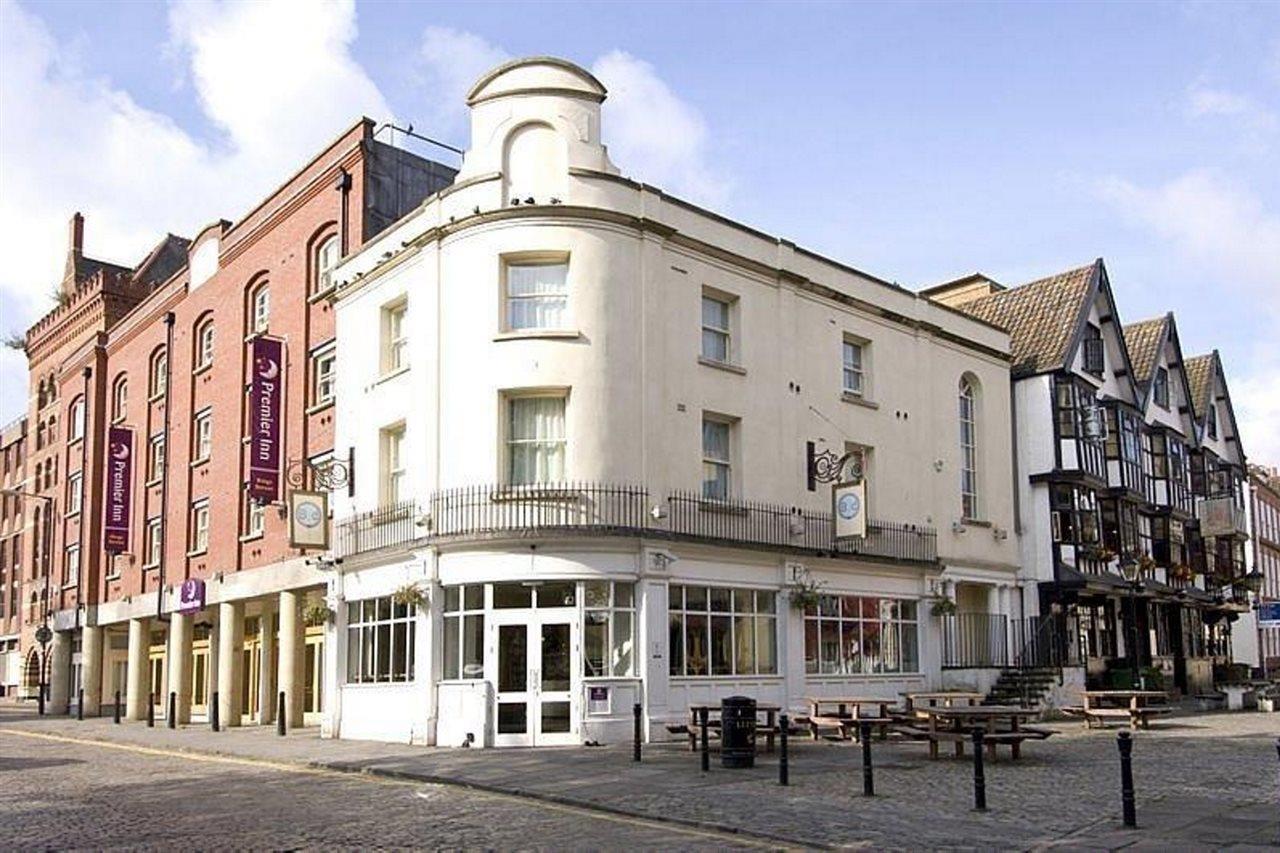 Premier Inn Bristol City Centre King Street ภายนอก รูปภาพ