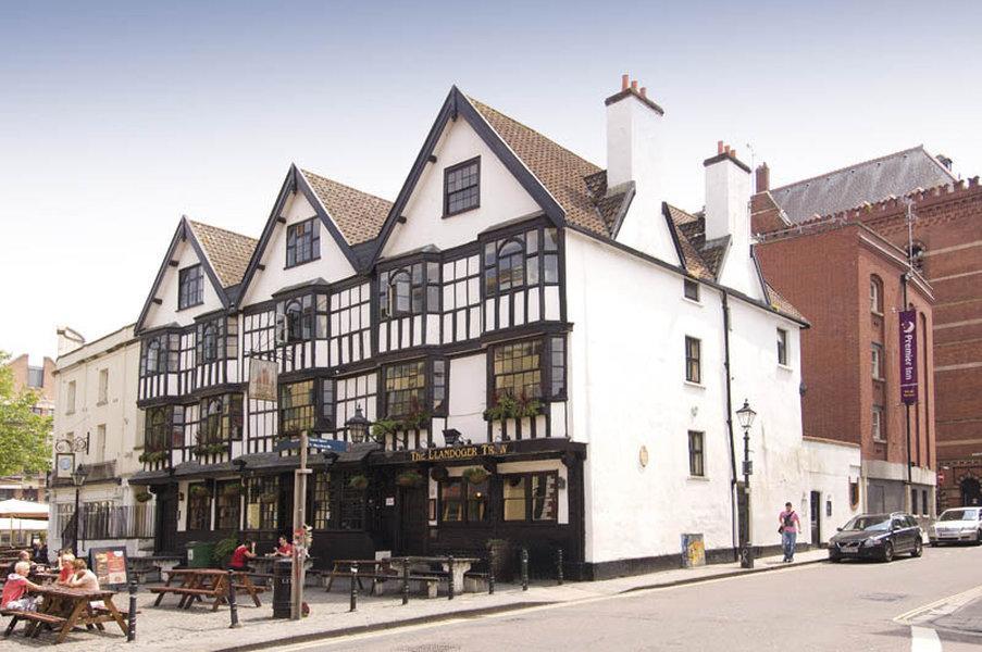Premier Inn Bristol City Centre King Street ภายนอก รูปภาพ
